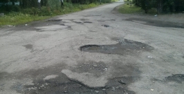 Прошедшие ливни разбили большую часть хабаровских дорог Евгений Попов